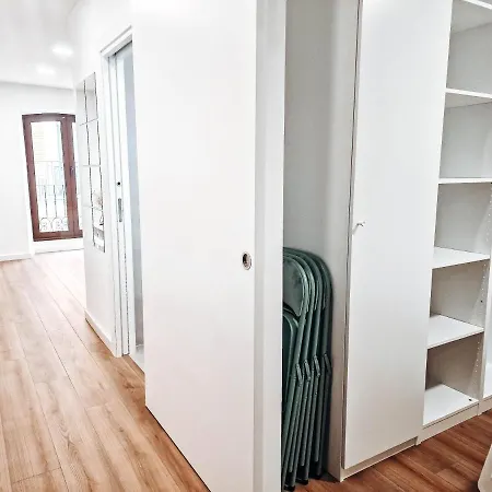 Tiendas 8 Apartment *