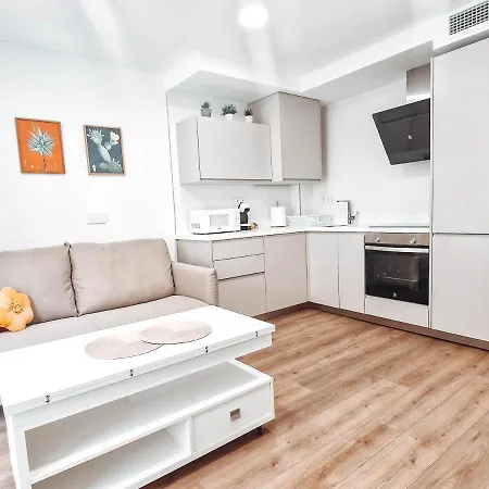 Tiendas 8 Apartment Almería